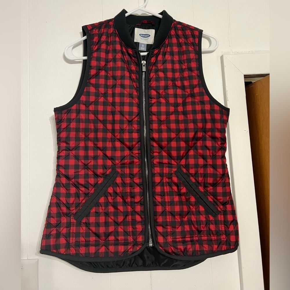 Old navy vest.